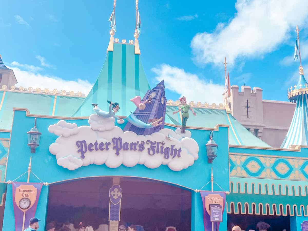 Sign reading Peter Plan's Flight at the entrance to this ride